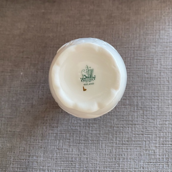 Belleek Accents Belleek Claddagh Celtic Love Birds Irish Bud Vase